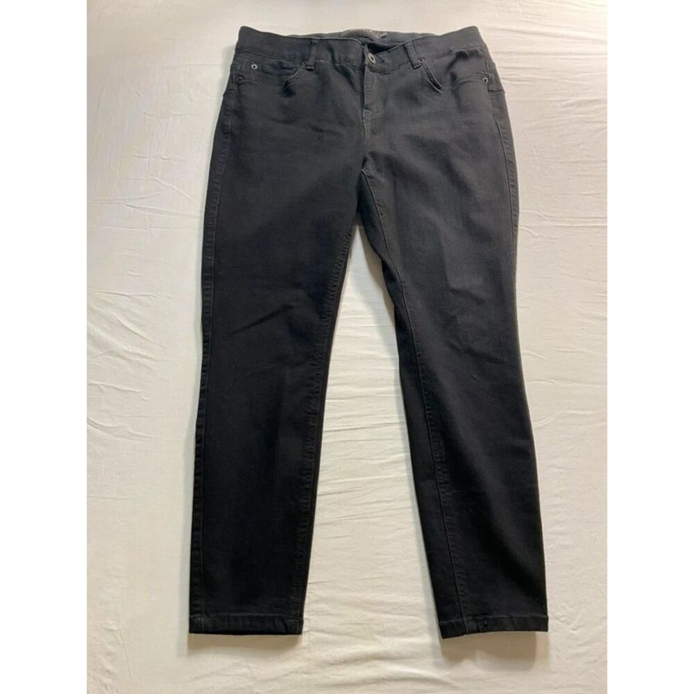 Torrid Premium Mid-Rise Skinny Black Ankle Jeans 14 Short (14S) Stretch